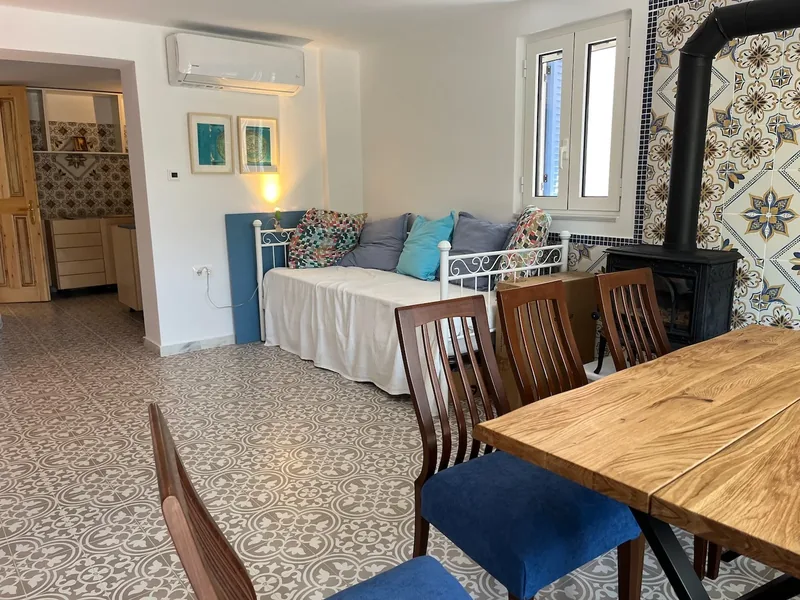 Amalia Garden Apartment, Essbereich