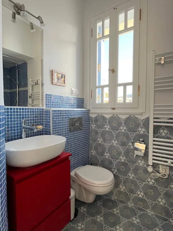 Amalia Penthouse, Badezimmer 1